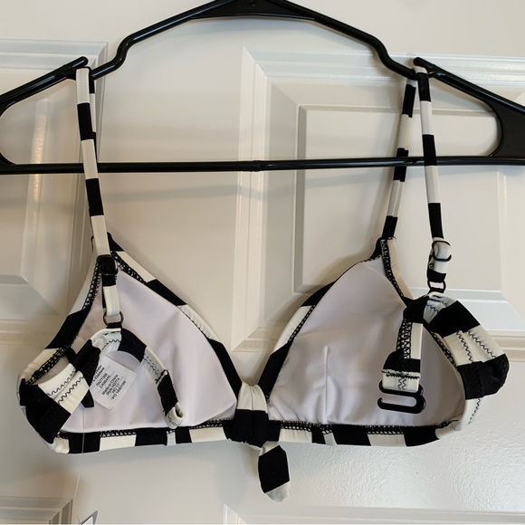 J.Crew Black and Ivory Stripe Tie Front Bikini Size XXS - Picture 2 of 3